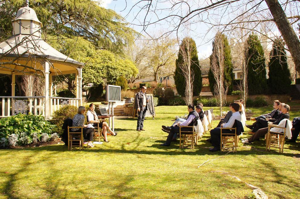 Peppers Manor House Hotel Sutton Forest Exterior photo