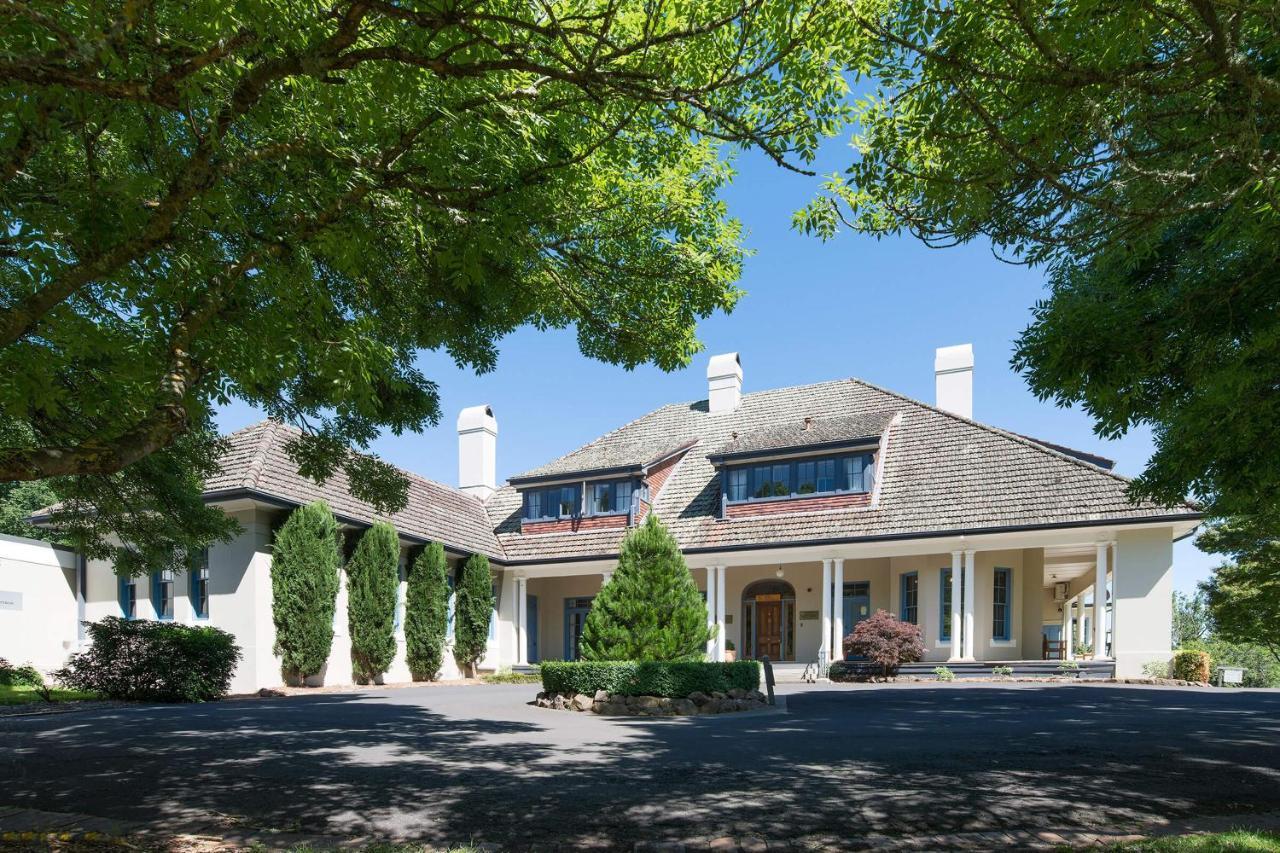 Peppers Manor House Hotel Sutton Forest Exterior photo